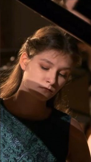Anastasia Dovgan: F. Chopin Etude 3, op. 10 #classicalmusic #piano #pianomusic #chopin #chopinpiano