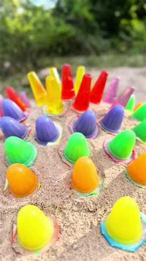 Survival Skills: Using Jelly in the Forest