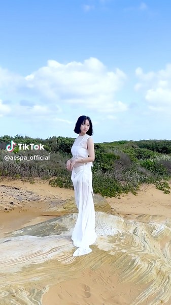 ⭐️ #aespa #æspa #에스파 #WINTER #윈터 #MYWORLD #aespa_MYWORLD #WelcomeToMYWorld #aespa_WelcomeToMYWorld #Spicy #aespa_Spicy 💿 Pre-Save & Pre-Order https://aespa.lnk.to/myworld-minialbum