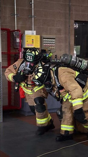 Firefighter Training: Downed Firefighter Rope Rescue Drill 💪🏼🚒