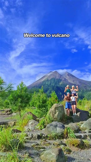 sejelas ini pemandangan gunung merapi dari bunker kaliadem.. #wonderfulindonesia🇮🇩 #lava #merapi #java #vulcano