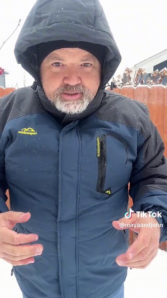 Stay Warm this Winter with Magcomsen's Waterproof Jacket!