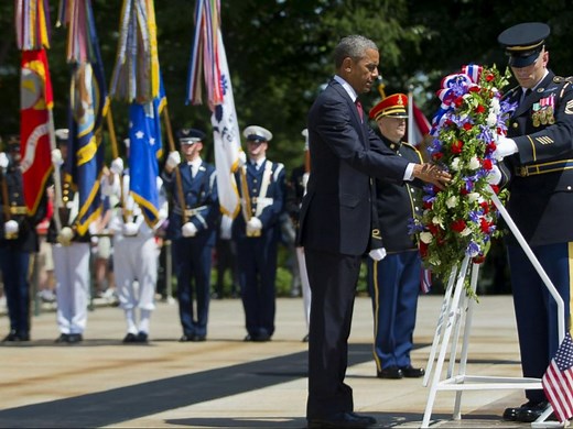 Obama Honors the Troops at Arlington Cemetery