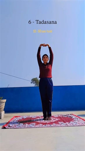 10 Beginner Standing Yoga poses. #yoga #yogabeginners #beginners #theyogagirl #shorts