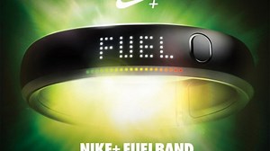 NIKE  FuelBand, brăţara care îţi monitorizează mişcările pentru a face din viaţă un sport