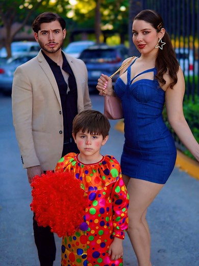 She forced her son to ask for charity while dressed as a clown | MYKA Media