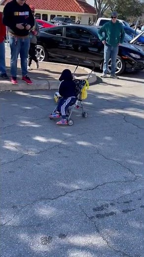 Toy Story Pizza Planet Truck Drifting