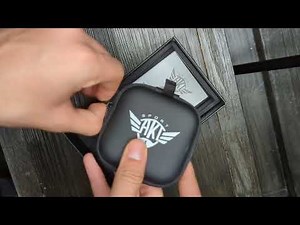 AKT1 ear plugs unboxing