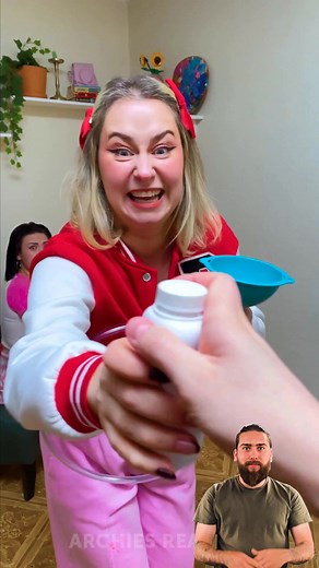 HER FACE OMG 😭 HER PRANK BACKFIRED BADLY 😂💥 | La La Life