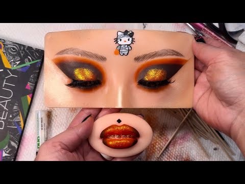 Mummy HELLO KITTY Halloween Makeup Tutorial | Using Makeup Practice Board