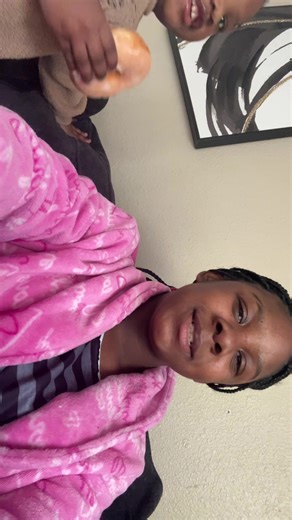 It was a cheek kiss she kissed my cheek