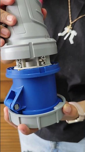 😱🏗️ ¡MÁXIMA POTENCIA! ⚡ Kit Industrial IDE 63A IP67 (Clavija + Base) 🔌🛡️