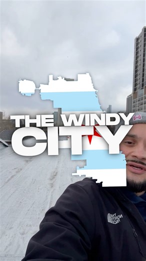 The City is Our Backyard—And We Know Its Roofs 🏙️🌬️ Based in Northern Illinois, we aren't just visitors to the Windy City; this is our home. We know these streets and these buildings inside and out, and more importantly, we know exactly what this climate does to a flat roof. Our team was out on this project putting our local expertise to work, identifying critical issues that often go unnoticed: 🏚️ Expert Identification: We located loose spots and surface damage where the roof membrane was fa