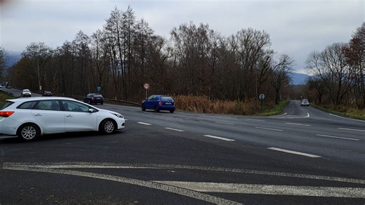 Křižovatka smrti na Ústecku bude bezpečnější, silničáři jí přestaví na kruhák  - Novinky