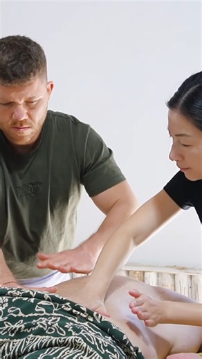 Bali International Spa Academy on Instagram: "Learning Javanese Massage through hands-on practice 🤍 Student and trainer working together to refine technique, flow, and intention. Wellness education through tradition. 🔗 https://linktr.ee/balibisa.spa| Link in Bio #JavaneseMassage #MassageTraining #WellnessEducation #BaliBISA #MassageCommunity"
