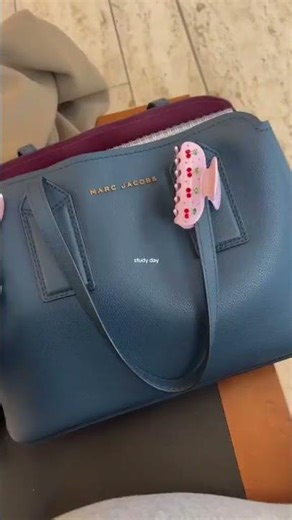 Study day at uni library 📚📚📖📑🎧 #studywithme #students #study #university