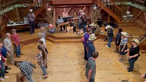 7K views · 108 reactions | The Barn Dance was a hit this past weekend. 鸞 Join us this weekend at the farm for our many other family fun activities. | The best of TV Show | Facebook