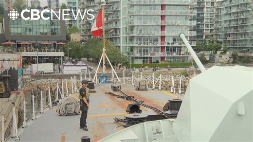 Ship tours and boat rides delight guests at Vancouver Fleet Week
