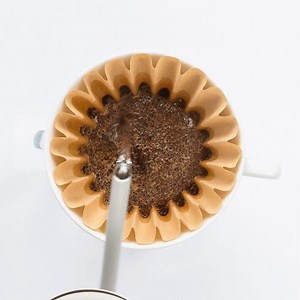 Flavor. Clarity. Dependability. Make coffee like a pro with the Blue Bottle Coffee Dripper. | Blue Bottle Coffee
