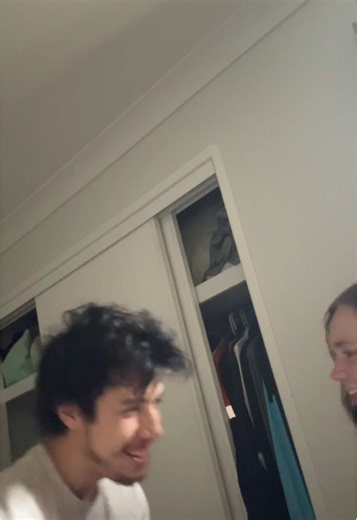 Kissing Prank on My Boyfriend: A Hilarious Couple Moment