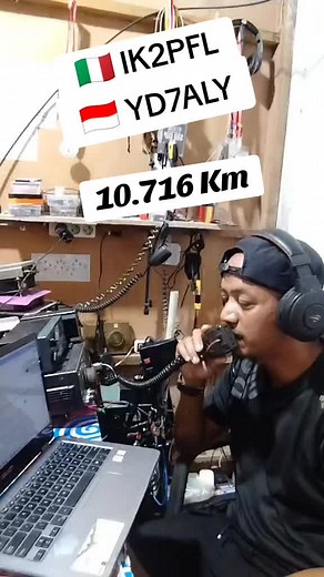 QSO with Italy HAM Radio IK2PFL on 10m.Band 28Mhz