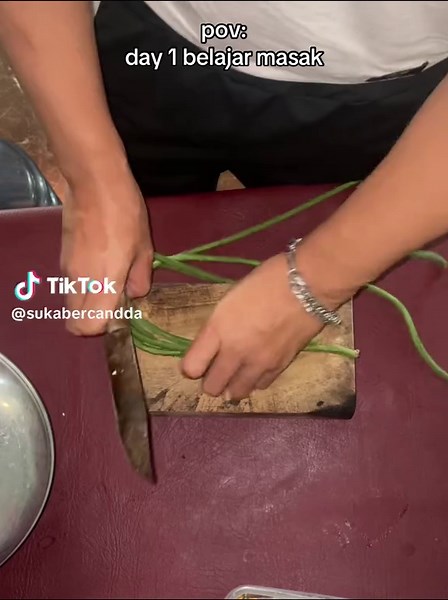Belajar Masak: Day 1 Vlog dan Resep Simpel
