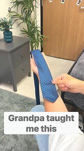 The best way to tie a tie! | Paul Vu Tv