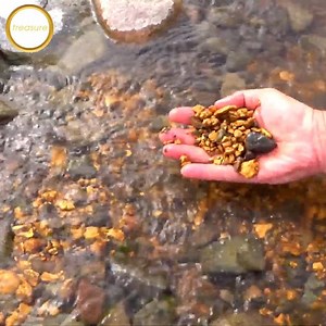 468K views · 1K shares | Río misterioso lleno de oro y gemas... | Búsqueda del tesoro | Facebook