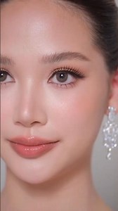 Sweet peach eyes & lip tutorial 🍑✨️ lip combo 💋 #shorts #makeup #lips