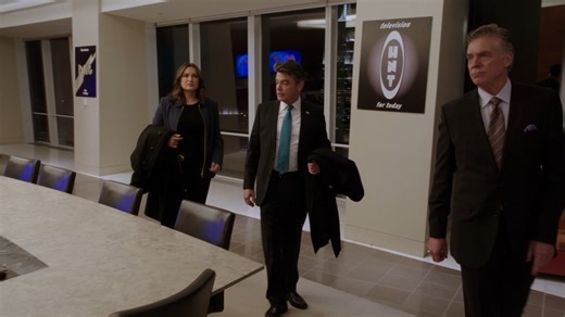 Christopher McDonald plays the guest star game like a pro. 💯 SVU | NBC and Peacock 📺: Season 18, Episode 16 of SVU is streaming on Peacock TV. | Law & Order