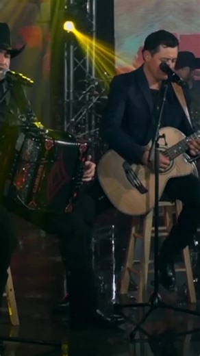 Los Huracanes del Norte: Mi Complemento