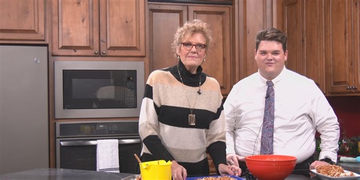 What’s Cookin'? : Sweet Dreams Pecan Log