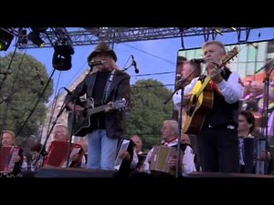 Wendel Adkins/Lindesnes trekkspillklubb - Okie from Muskogee