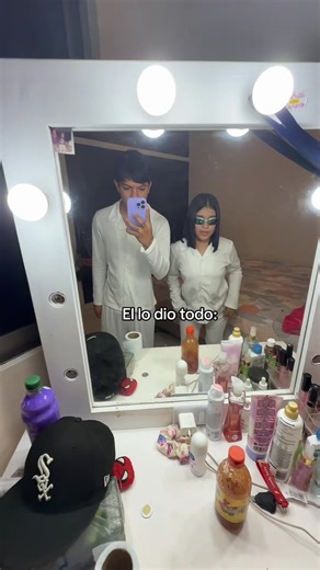 Te Amo: Humor y Tendencias en Parejas