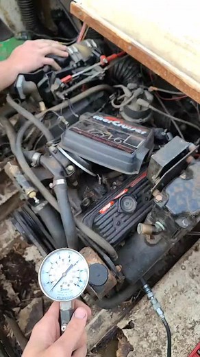 All the cylinders have good compression!! #foryoupage#restoration#boatmechanics#trending#clean#seaworthy