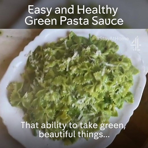 Jamie makes a veg-filled pasta recipe, with a little help from his family. | Channel 4