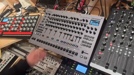 David Haberfeld on Instagram: "First jam with the new Roland TR-1000. Thanks Leroy and David @roland_aus for the preview. Check out my channel for more jams. #tr1000 #tr909 #tr808 #tb303 #techo #livetechno #acidtechno #electronicdancemusic #drummachine #technomusic #rolandtr1000"