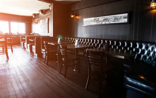 Hermosa Beach's Most Beloved Dive Bar Has Shuttered After Almost 70 Years - LAmag