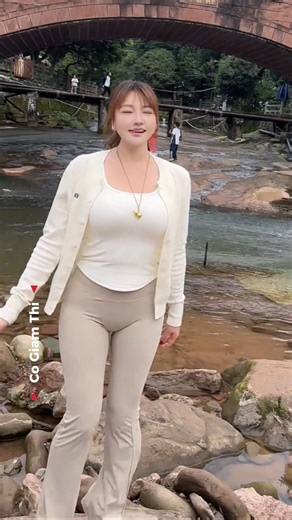 Douyin chinese girl street fashion outfits style #outfits #chinesefashion #model #douyin #shorts