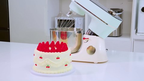 Kwikset Pismo Entry Door Knob with Lock and Key, Square Secure Keyed Handle Exterior Doorknob, Front Entrance and Bedroom, Gunmetal, Pick Resistant SmartKey Rekey Security