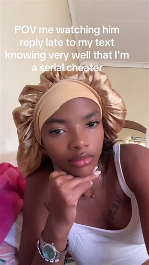 Understanding Late Replies and Relationship Dynamics