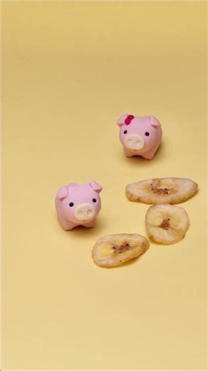 Have a banana chip! ^ω^ little octogenarian daily #cute #unstressed #eating #healing #snacks