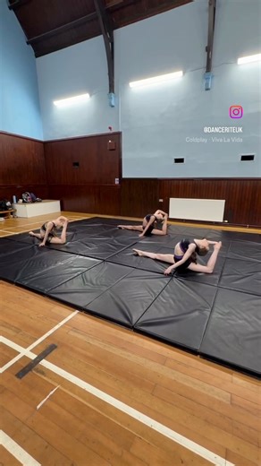 🤸‍♀️Flexi Friday🤸‍♀️ Flexibility, Strength and Control! Our gymnasts are putting in the work to perfect their performances for Gymstars next weekend🙌 We can’t wait to see everyone shine on the Gymstars Floor 💫 | Dance Rite
