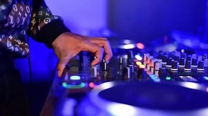 60K views · 1.5K reactions | Fethi Manar Lbarah Katart Remix Rai 2025 ريميكس راي لبارح كترت جيت ننسى تفكرت Rai Mix | Rai Remix | Facebook