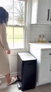 Recycling made easy — and it actually looks good in the kitchen. 🖤 This dual-compartment step can keeps trash and recycling neatly separated, so everything feels more organized, even on busy days. Thoughtful design, smooth pedal action, and a clean stainless steel finish that fits right into everyday life. Thanks to @iamrelia for the unboxing and kitchen inspo ✨ #ekotrashcan #wastebin #trashcan #recyclingbin #kitchenessentials #homedecor #lifestyle #modernkitchen #garbagebin #EKO #KitchenUpgrad