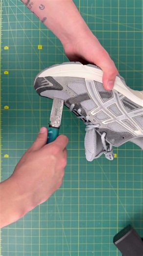 ASICS GEL-1130 After Knife Test 🔪 The Hole Is Real
