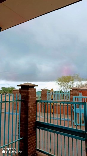 13K views · 173 reactions | Mme Plane ✈️ ha e ralla Maru ga e nke e pacha metsi ... The Physics dynamics just elude the mind ✍️ Mosi yo montsho yo, o dira metsi hela aa tlatsang melapo, wow... Miraculous And Meteorologists can actually estimate the amount of Water, the Volume of Water these clouds contain... Amazing  | Ofitlhile Rraago-Chemistry Ralenyena | Facebook