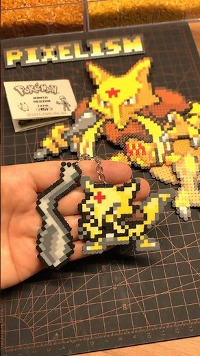 Shiny Kadabra, can it evolve just by bending spoons? / Pixelart Pokémon
