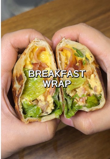 Delicious Breakfast Wrap Recipe with Bacon and Eggs