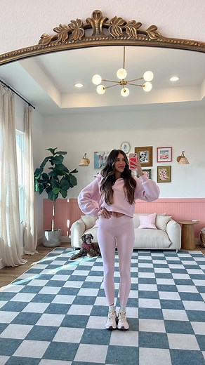 4.6K views · 18 reactions | Amazon workout gear that is giving Lulu lemon… say less!!! 勺 outfit  in my Amazon storefront and stories! #amazonlookforless #affordableworkoutclothes #workoutclothes #amazonfinds #amazonfashion #workoutset Workout clothes cute workout sets affordable workout clothes lulu lemon look for less | Hannah Adams | Facebook